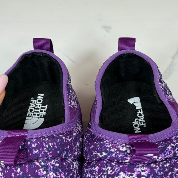 The North Face Youth THERMOBALL Traction Mules II Slippers Shoes Size 4 - Picture 7 of 13